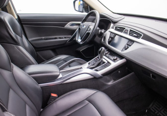 Подержанный автомобиль Geely Atlas 2019 года (9 фото)