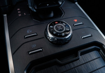 Подержанный автомобиль Jetour T2 2024 года (19 фото)