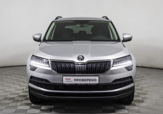 Подержанный автомобиль Skoda Karoq 2021 года (2 фото)