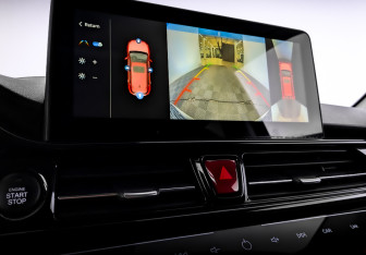 Подержанный автомобиль Москвич 3 2023 года (27 фото)