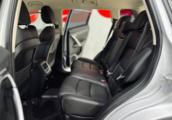 Подержанный автомобиль Geely Atlas Pro 2023 года (21 фото)