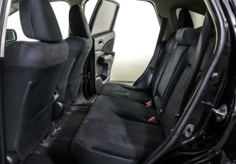 Подержанный автомобиль Honda CR-V 2014 года (15 фото)