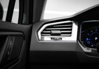 Подержанный автомобиль Volkswagen Tiguan 2019 года (13 фото)