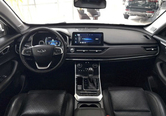 Подержанный автомобиль Chery Tiggo 8 2021 года (11 фото)
