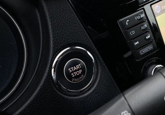 Подержанный автомобиль Nissan Qashqai 2016 года (17 фото)