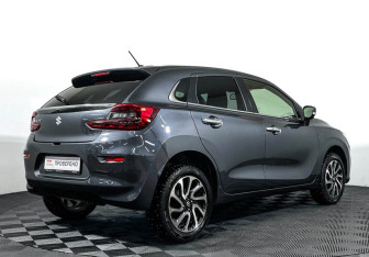 Подержанный автомобиль Suzuki Baleno Hatchback 2023 года (5 фото)