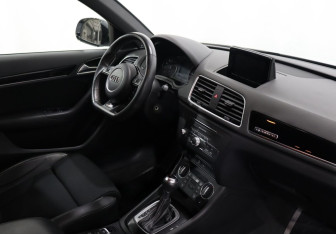 Подержанный автомобиль Audi Q3 2017 года (10 фото)