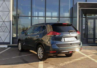 Подержанный автомобиль Nissan X-Trail 2019 года (7 фото)