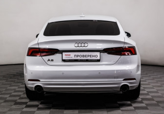Подержанный автомобиль Audi A5 Liftback 2019 года (6 фото)