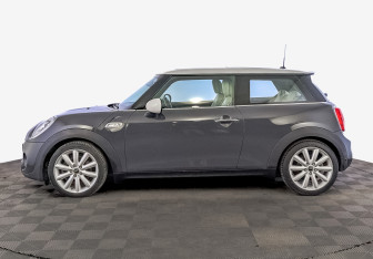 Подержанный автомобиль MINI Hatch 2016 года (8 фото)
