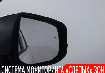 Подержанный автомобиль Toyota RAV4 2025 года (22 фото)