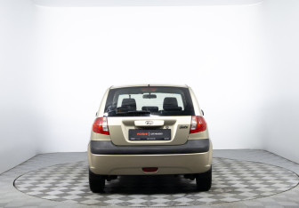 Подержанный автомобиль Hyundai Getz 2010 года (6 фото)