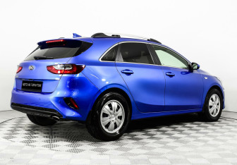 Подержанный автомобиль Kia Ceed Hatchback 2018 года (5 фото)