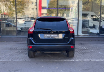 Подержанный автомобиль Volvo XC60 2012 года (7 фото)