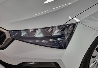 Подержанный автомобиль Skoda Rapid Liftback 2022 года (11 фото)