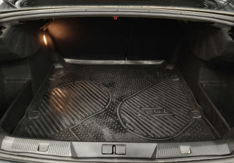 Подержанный автомобиль Citroen C4 Sedan 2015 года (9 фото)