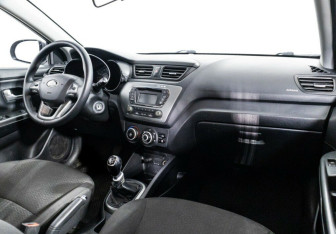 Подержанный автомобиль Kia Rio Sedan 2013 года (5 фото)