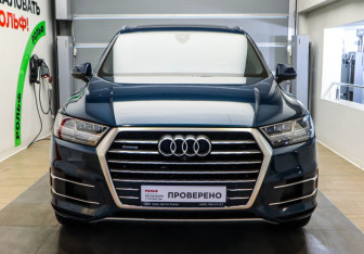 Подержанный автомобиль Audi Q7 2019 года (2 фото)