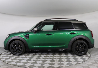 Подержанный автомобиль MINI Countryman 2021 года (8 фото)