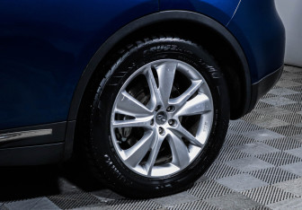 Подержанный автомобиль Infiniti FX 2012 года (15 фото)
