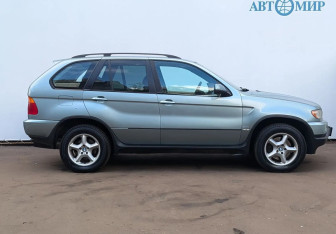 Подержанный автомобиль BMW X5 2002 года (4 фото)