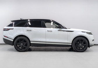 Подержанный автомобиль Land Rover Range Rover Velar 2017 года (4 фото)
