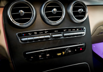 Подержанный автомобиль Mercedes-Benz GLC Coupe 2021 года (26 фото)