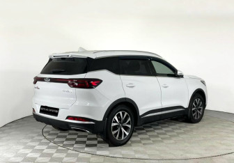 Подержанный автомобиль Chery Tiggo 7 Pro 2022 года (3 фото)