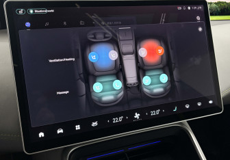 Подержанный автомобиль Avatr 11 2023 года (19 фото)