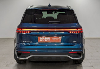 Подержанный автомобиль Geely Monjaro 2023 года (6 фото)