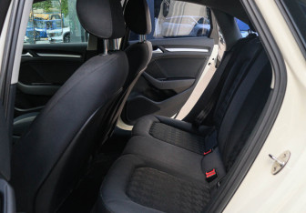 Подержанный автомобиль Audi A3 Sedan 2013 года (8 фото)