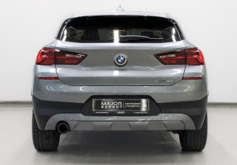 Подержанный автомобиль BMW X2 2021 года (6 фото)