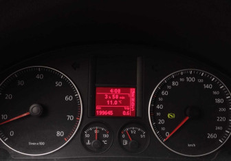 Подержанный автомобиль Volkswagen Golf Hatchback 2007 года (12 фото)