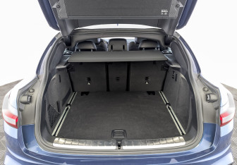 Подержанный автомобиль BMW X4 2021 года (10 фото)