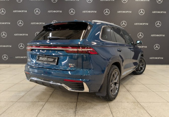 Подержанный автомобиль Geely Monjaro 2023 года (5 фото)