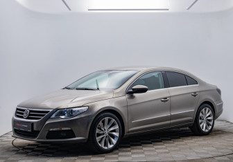 Подержанный автомобиль Volkswagen Passat CC 2011 года (1 фото)