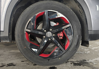 Подержанный автомобиль Omoda C5 2022 года (21 фото)