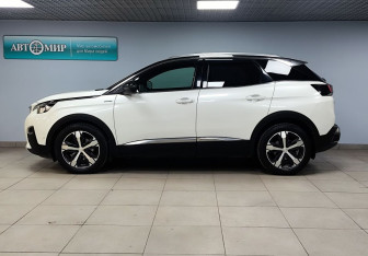 Подержанный автомобиль Peugeot 3008 2019 года (8 фото)