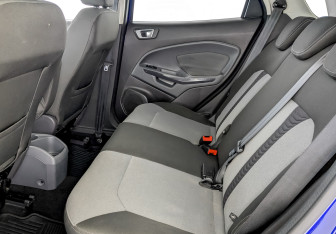 Подержанный автомобиль Ford EcoSport 2017 года (12 фото)