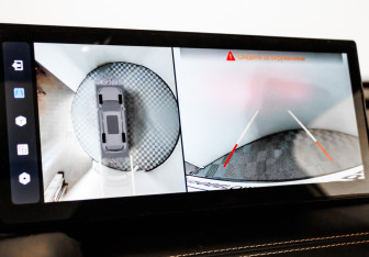 Подержанный автомобиль Geely Okavango 2024 года (19 фото)