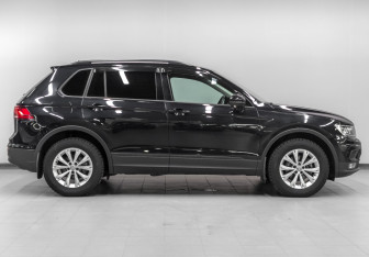 Подержанный автомобиль Volkswagen Tiguan 2019 года (4 фото)