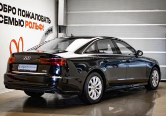 Подержанный автомобиль Audi A6 Sedan 2018 года (4 фото)