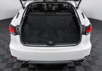 Подержанный автомобиль Lexus RX 2019 года (10 фото)