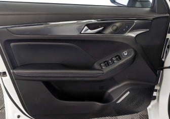 Подержанный автомобиль Haval Jolion 2022 года (19 фото)