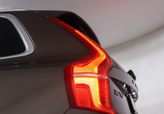 Подержанный автомобиль Volvo XC90 2017 года (23 фото)