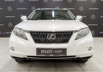 Подержанный автомобиль Lexus RX 2011 года (2 фото)