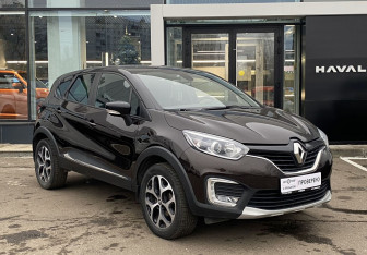 Подержанный автомобиль Renault Kaptur 2017 года (3 фото)