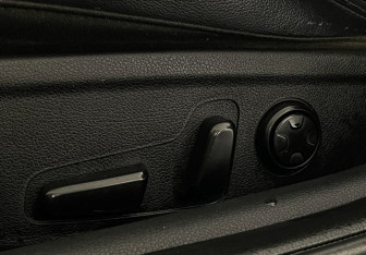 Подержанный автомобиль Kia Stinger 2018 года (15 фото)