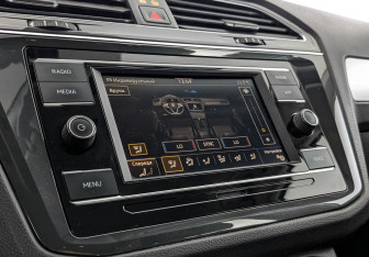 Подержанный автомобиль Volkswagen Tiguan 2021 года (25 фото)