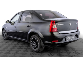 Подержанный автомобиль Renault Logan Sedan 2013 года (7 фото)